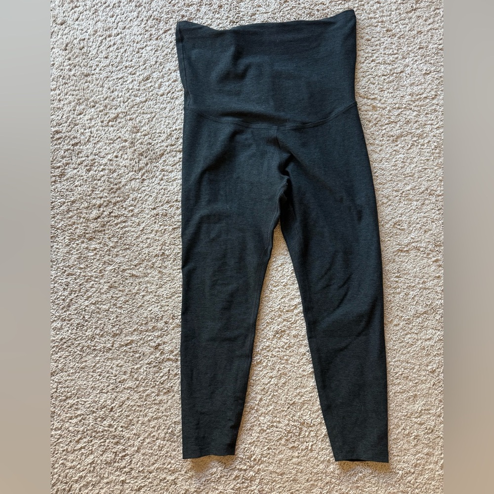 Beyond Yoga Spacedye Love The Bump Capri Maternity Legging Size Large